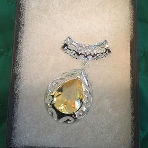 COPY - Gorgeous Pendant